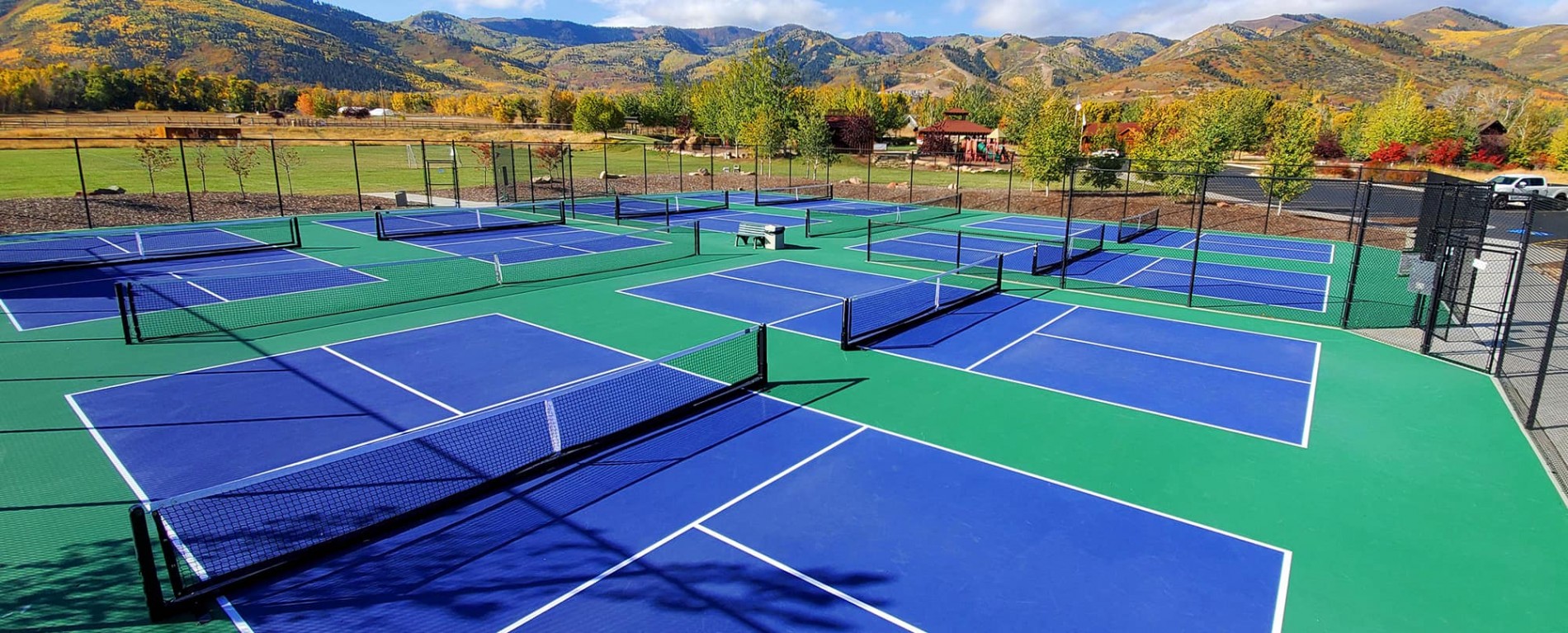 dia_chi_ban_son_san_pickleball_chat_luong