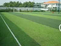 BẢO DƯỠNG SÂN BÓNG ĐÁ CỎ NHÂN TẠO.