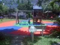 THI CÔNG SÂN CHƠI TRẺ EM NGOÀI TRỜI TẠI KHÁCH SẠN FRANSER SUITES